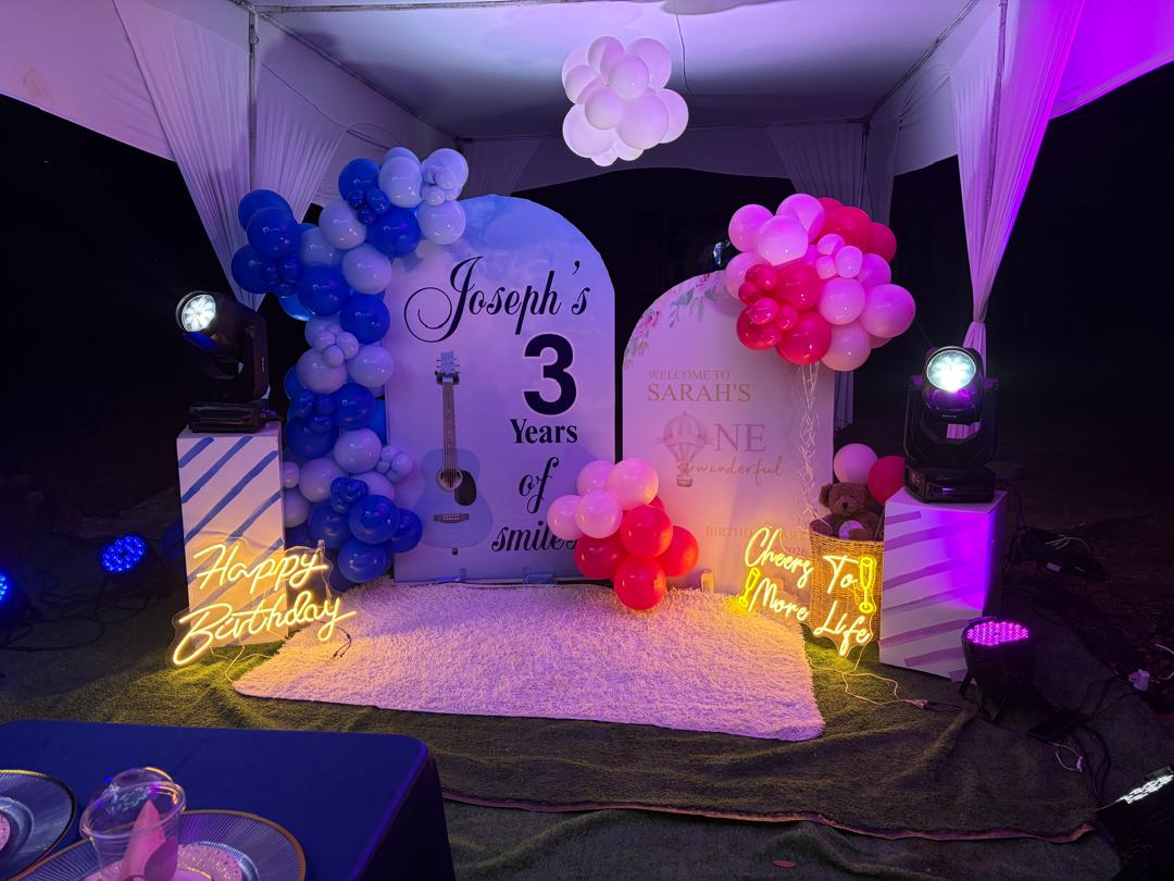 2 Piece Balloon Backdrop